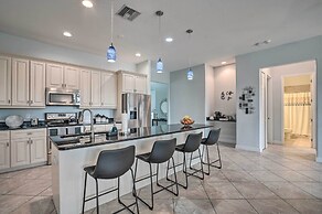 Private Hot Tub: Canal-front Home in Cape Coral!