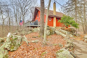 Secluded Cresco Cabin w/ Deck + Forest Views!