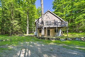 Sleek Cabin w/ Deck, 8 Miles to Mount Snow & Hikes