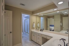 Pool Table, Patio & Grill: Idyllic Mckinney Home