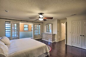 Pool Table, Patio & Grill: Idyllic Mckinney Home