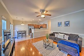 Charming Greensboro Townhouse With Back Patio!