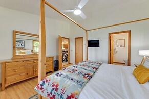 Pet-friendly Waynesville Retreat w/ Hot Tub!