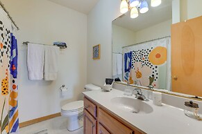 Pet-friendly Waynesville Retreat w/ Hot Tub!