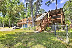 Charming Abode w/ Dock on the Suwannee River