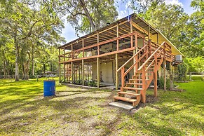 Charming Abode w/ Dock on the Suwannee River