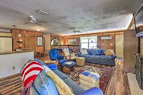 Charming Abode w/ Dock on the Suwannee River