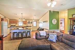 Private Hill Country House w/ Deck on 7 Acres!