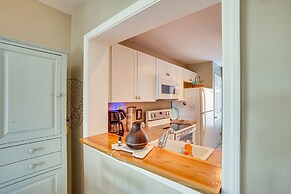 Harbor Island Condo With Deck - Steps to Beach!