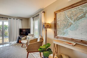 Harbor Island Condo With Deck - Steps to Beach!