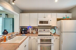 Harbor Island Condo With Deck - Steps to Beach!