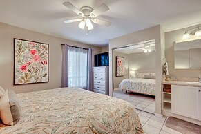 Harbor Island Condo With Deck - Steps to Beach!