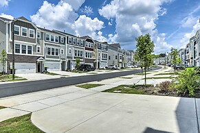 Sleek Durham Townhome Near Dtwn w/ Balcony!