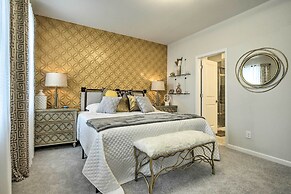 Sleek Durham Townhome Near Dtwn w/ Balcony!