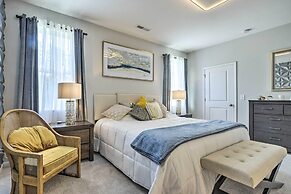 Sleek Durham Townhome Near Dtwn w/ Balcony!