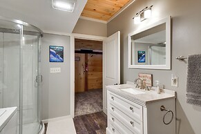 Secluded Home w/ Fire Pit, 8 Mi to Cannon Mountain