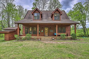 Updated Cabin on White River by Boat Landing!
