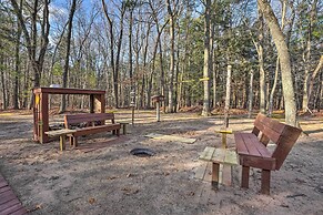 Spacious Family Escape: Walk to Lake Michigan!