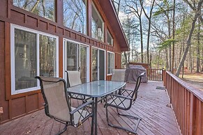 Spacious Family Escape: Walk to Lake Michigan!