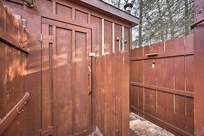 Spacious Family Escape: Walk to Lake Michigan!