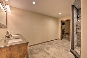 Secluded Home w/ Gas Grill, 3 Mi to Boating!