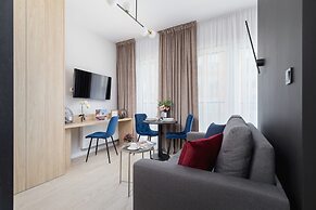 Casa Feliz Zabłocie Studio by Renters