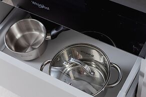 Casa Feliz Zabłocie Studio by Renters