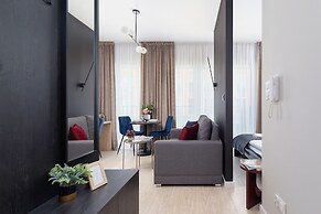 Casa Feliz Zabłocie Studio by Renters