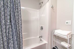 Updated Missouri Cabin Rental on Large Farm
