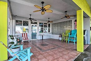 Tropical Pass-a-grille Gem w/ Direct Beach Access!