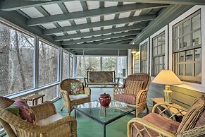 Warm + Peaceful Home w/ Fire Pit on Haw River