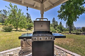 Historic Mariposa Stagecoach Stop w/ Gas Fire Pit!