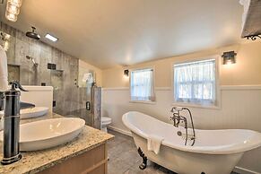 Historic Mariposa Stagecoach Stop w/ Gas Fire Pit!