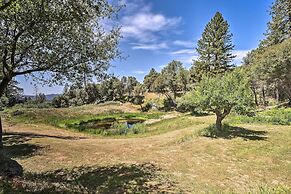 Historic Mariposa Stagecoach Stop w/ Gas Fire Pit!