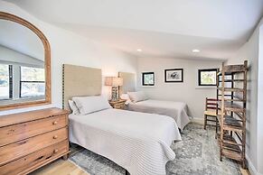 Walk to Town - Castle Rock Cottage!