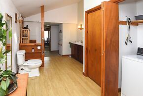 Life on the Lake With Private Dock & Fire Pit!