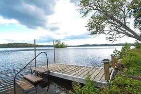 Life on the Lake With Private Dock & Fire Pit!