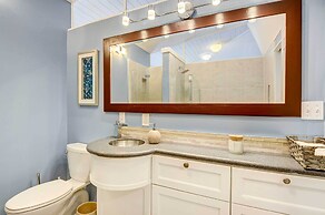 Stylish + Serene West Friendship Hidden Gem!