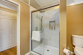 Stylish + Serene West Friendship Hidden Gem!