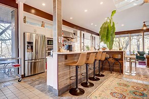 Stylish + Serene West Friendship Hidden Gem!