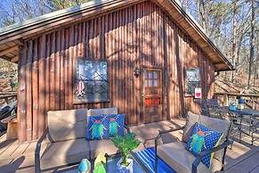 Scenic Greers Ferry Cabin w/ Deck + Fire Pit!