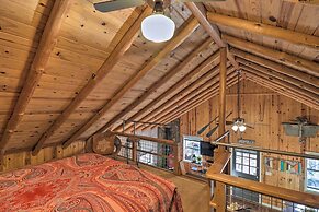 Scenic Greers Ferry Cabin w/ Deck + Fire Pit!