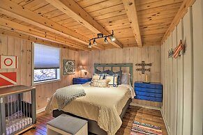 Scenic Greers Ferry Cabin w/ Deck + Fire Pit!