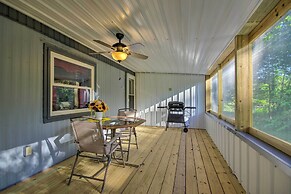 Unique Creekside Escape - Enjoy On-site Goats!
