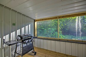 Unique Creekside Escape - Enjoy On-site Goats!