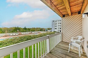 Brigantine Condo w/ Beach Access & Pool Views