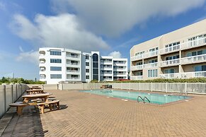 Brigantine Condo w/ Beach Access & Pool Views