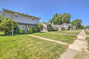 Royal Oak Hideaway: 15 Mi to Downtown Detroit!