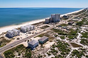 Walk to Beach: 'sayler's View' on Perdido Key!