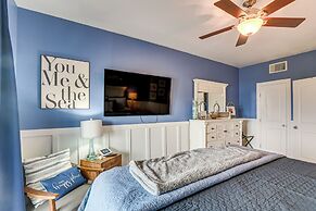 Steps From Gulf: Freeport Home w/ Water Views